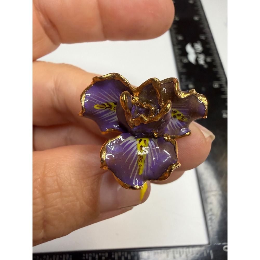 Purple Iris Flower Stick Pin Gold Tone Enamel Floral Lapel Pin Hat Pin